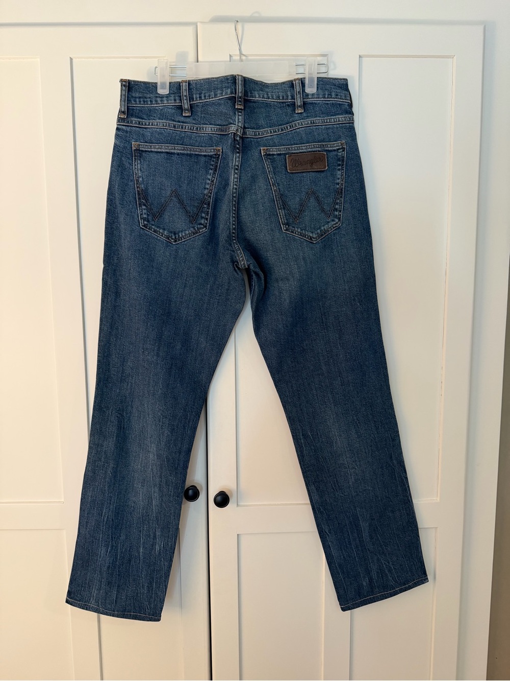 Wrangler Men's Dark Blue Straight Jeans
